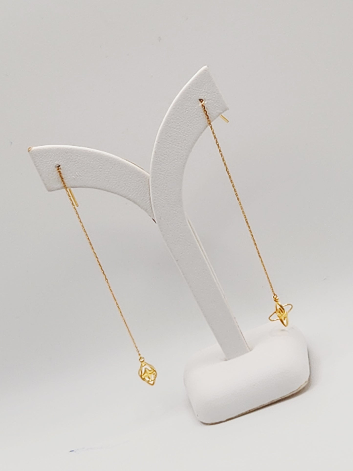 22K / 916 Gold - Inspire Chieti Queen Dangling Earring - 1.34 gm