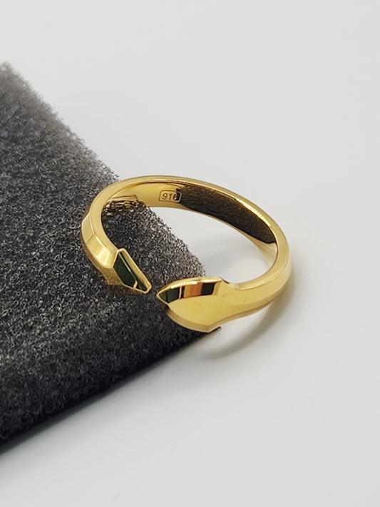 22K / 916 Gold - Inspire Chieti Julia Arrow Ring - 5.32 gm