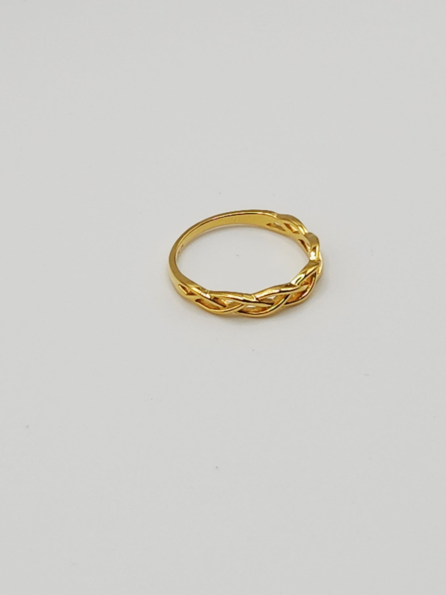 22K / 916 Gold - Inspire Chieti Iris Ring - 2.19 gm