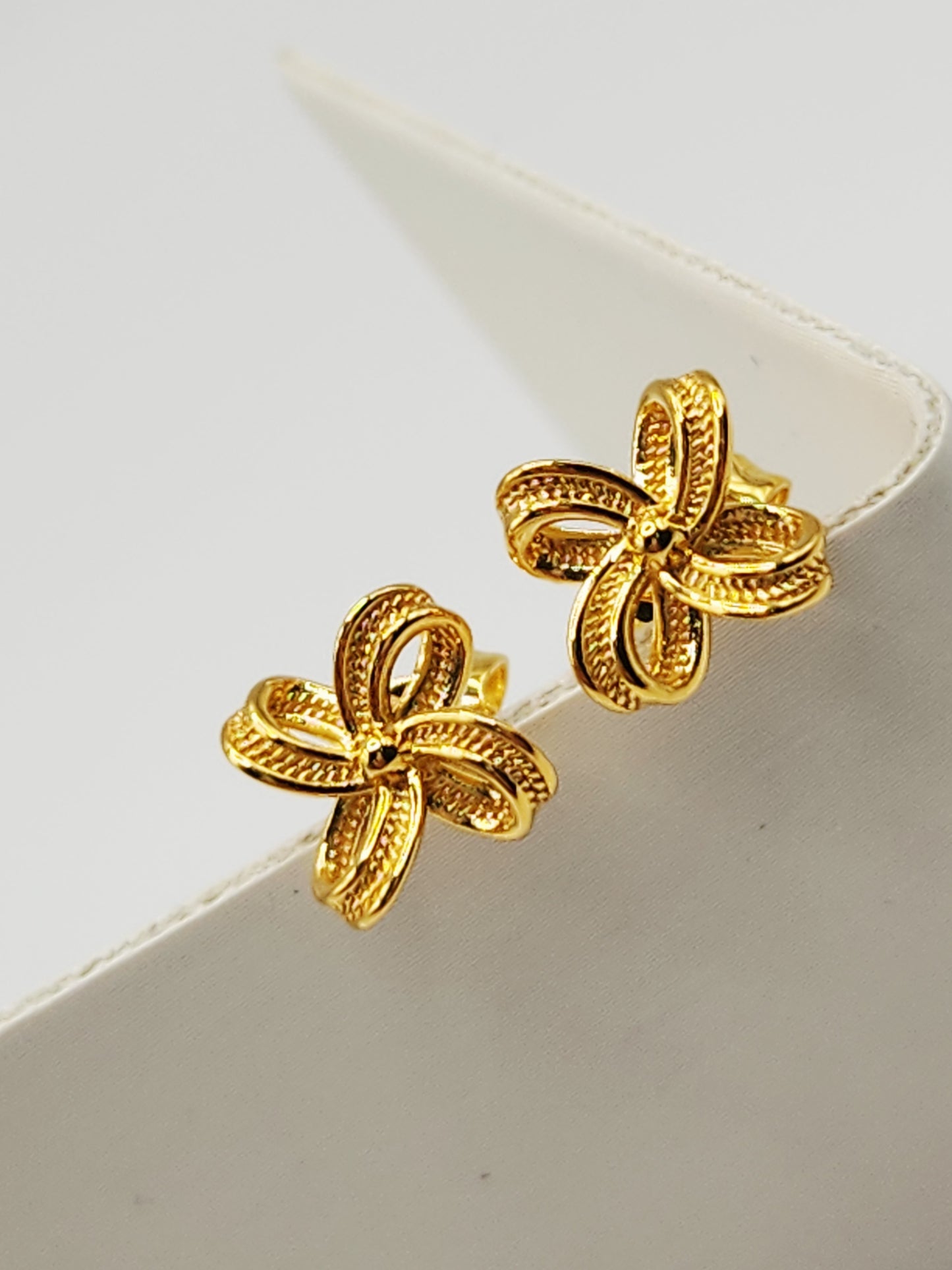 22K / 916 Gold - Inspire Chieti Luna Earring - 2.04 gm