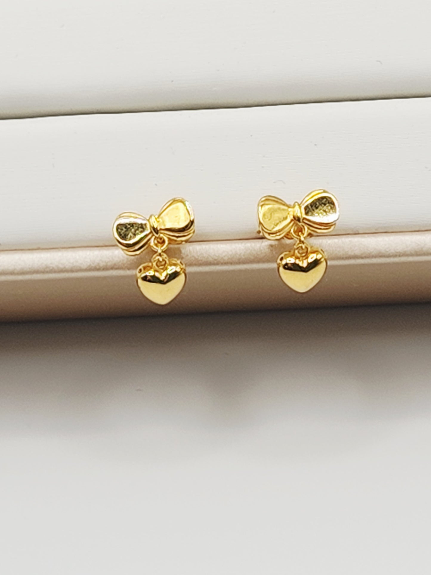 22K / 916 Gold - Inspire Ivry Hazel Earring - 2.94 gm