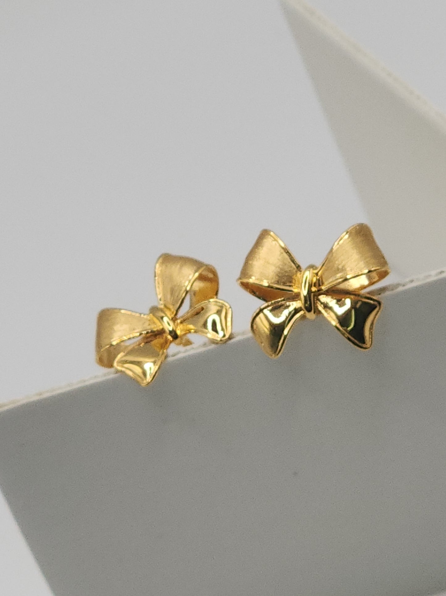 22K / 916 Gold - Inspire Chieti Luna Earring - 2.35 gm