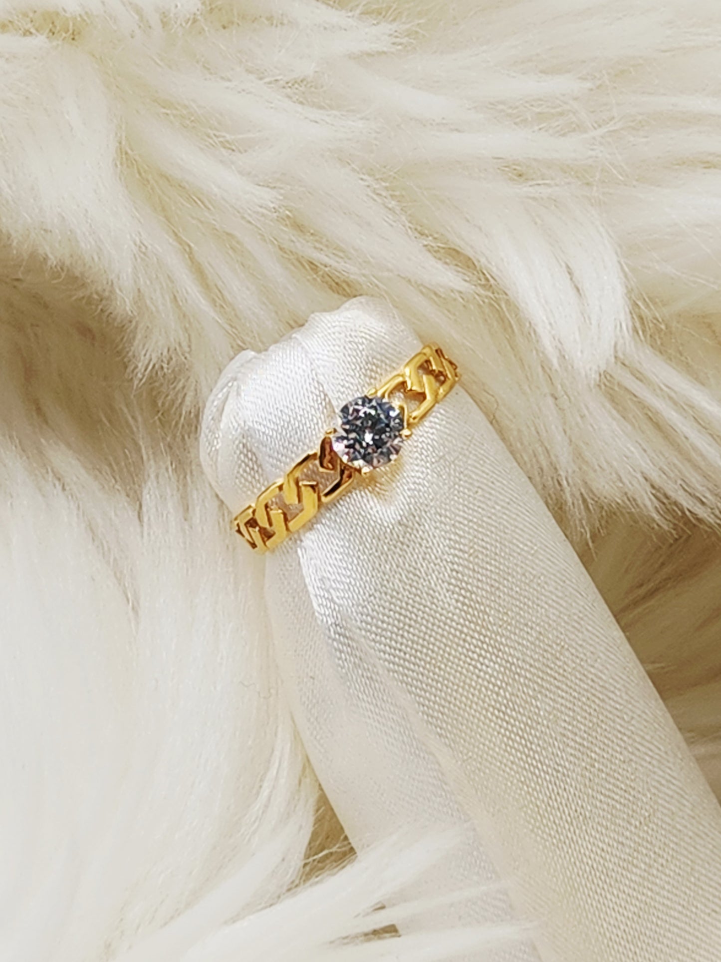 22K / 916 Gold - Inspire Ivry Scarlett Ring - 1.73 gm