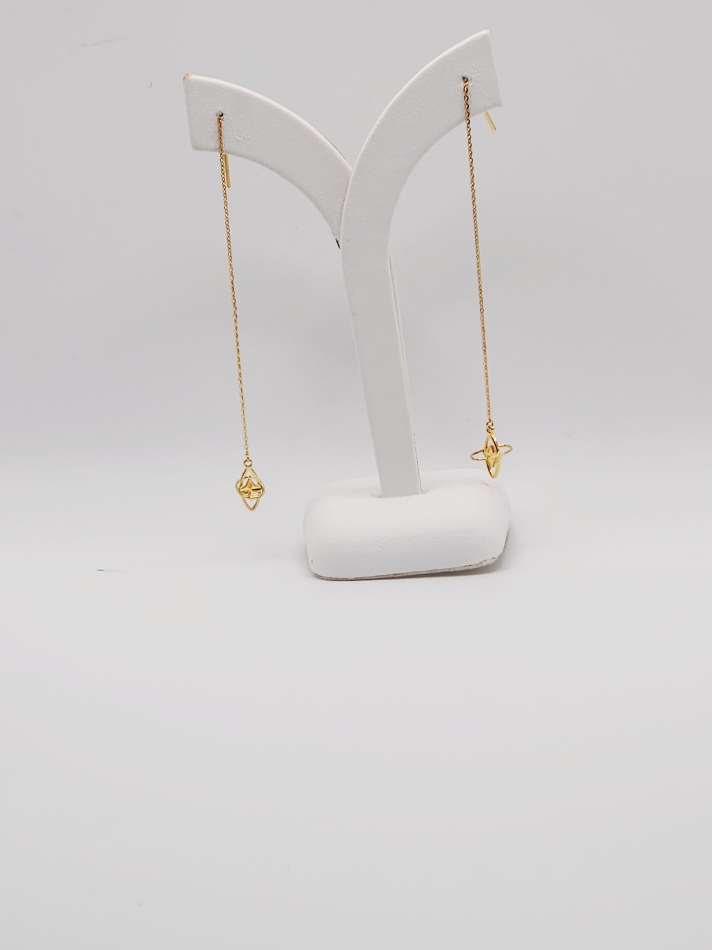 22K / 916 Gold - Inspire Chieti Queen Dangling Earring - 1.34 gm