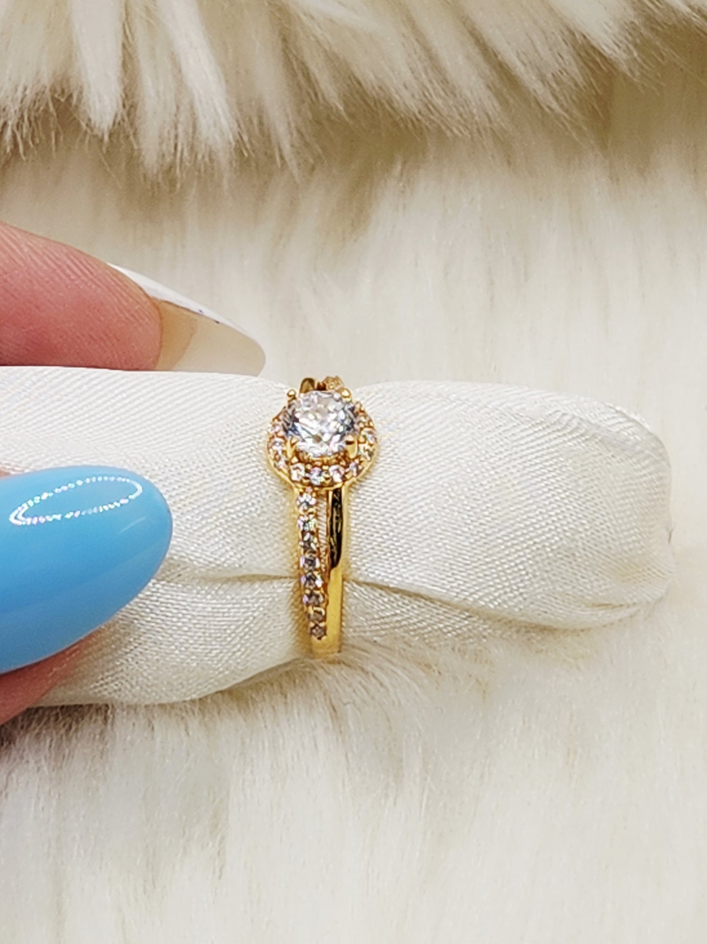 22K / 916 Gold - Inspire Ivry Scarlett Ring - 1.88 gm