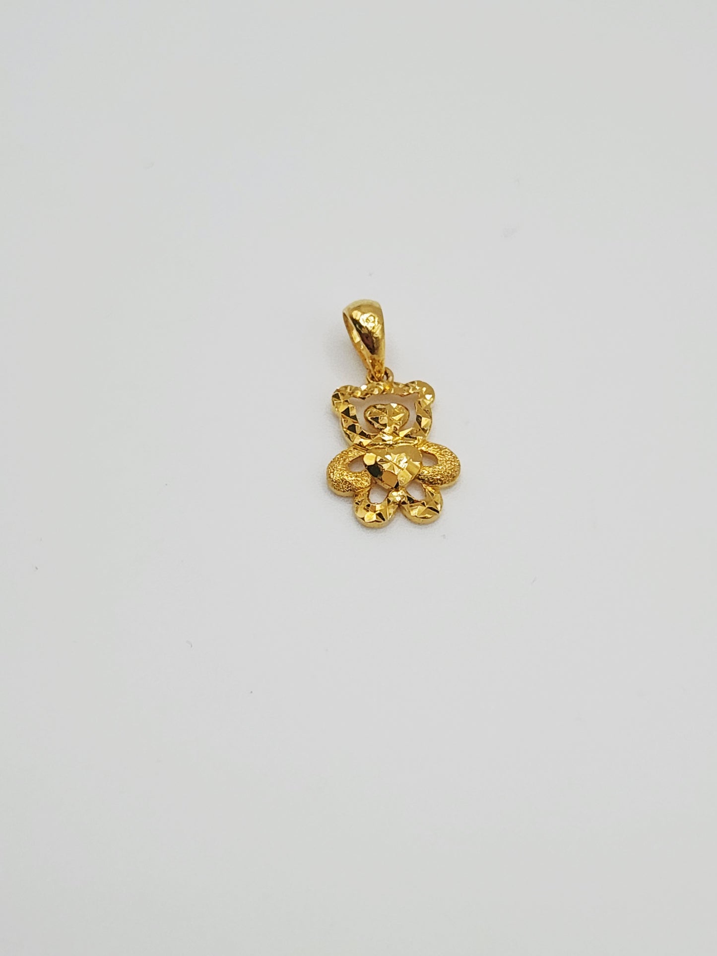 22K / 916 Gold - Inspire Ivry Patricia Pendant - 1.61 gm