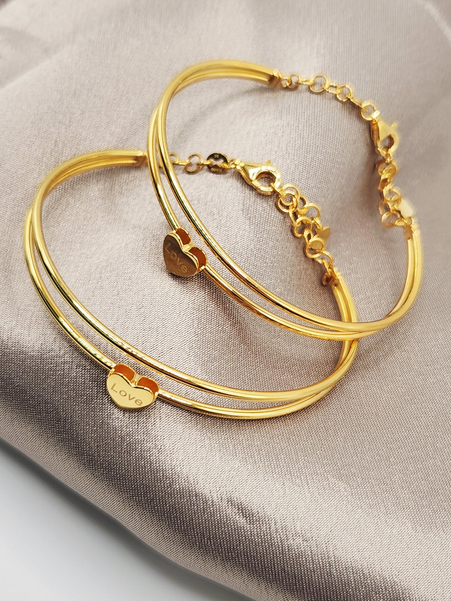 22K / 916 Gold - Inspire Chieti Queen Cube Bracelet - 7.98 gm