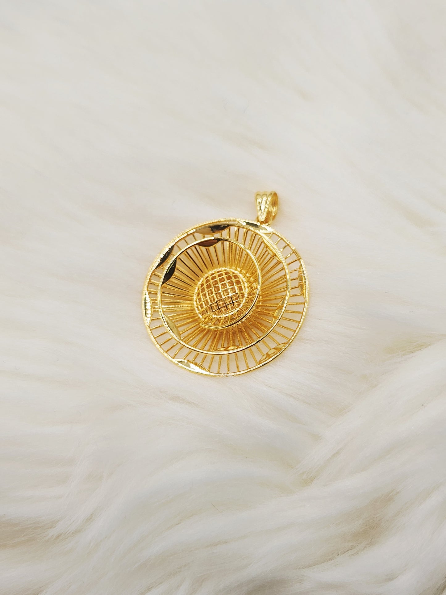 22K / 916 Gold - Inspire Ivry Scarlett Pendant - 2.80 gm