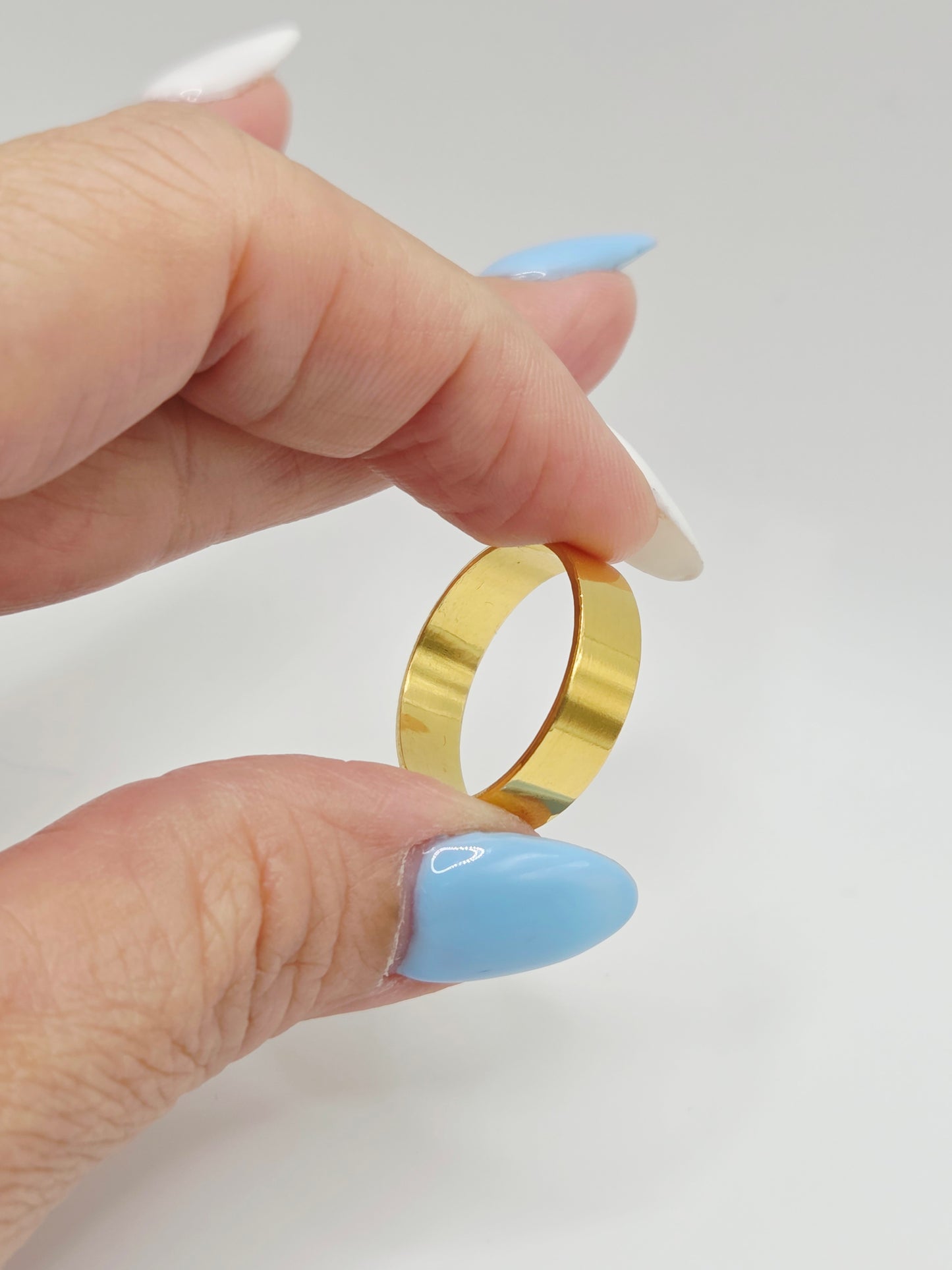 22K / 916 Gold - Inspire Ivry Remy Ring - 3.55 gm
